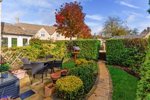 Photo 32- click for photo gallery